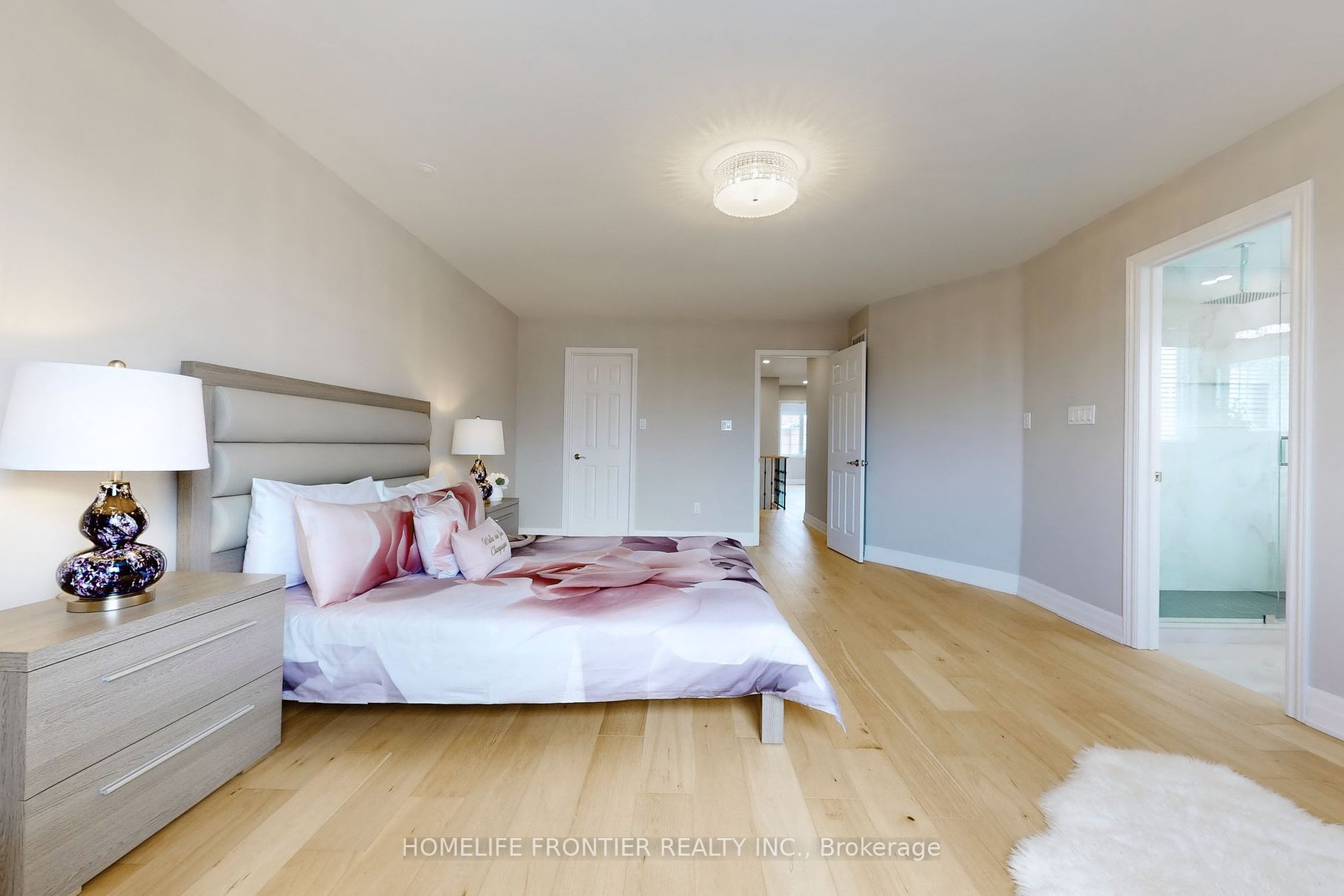 10 Delattaye Ave