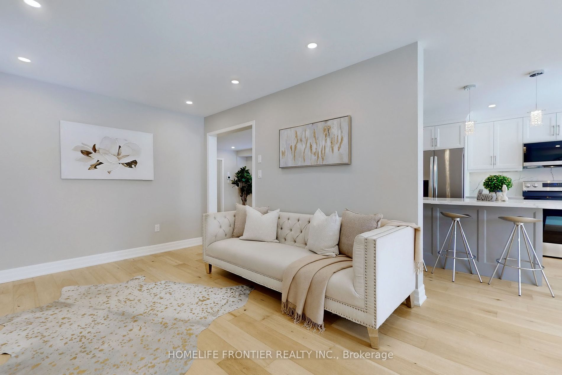 10 Delattaye Ave