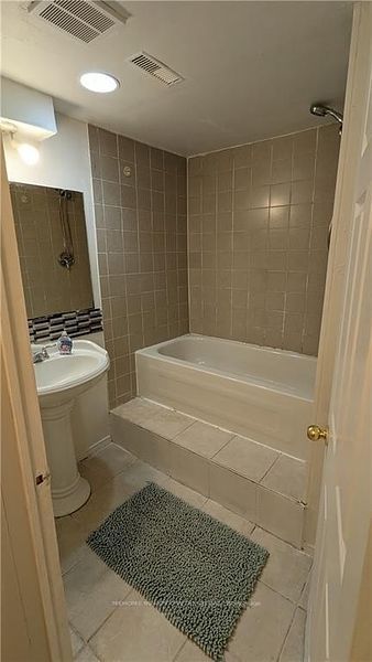 269 Glen Shields Ave, #Lower