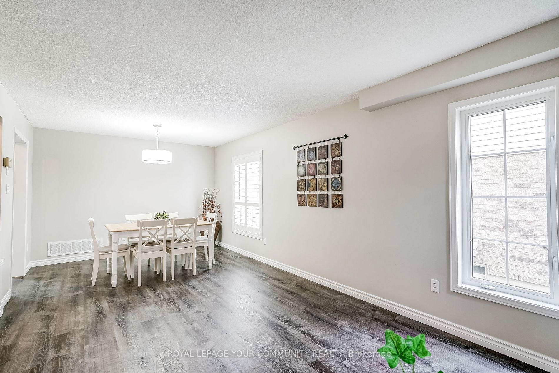 37 Joliette Place