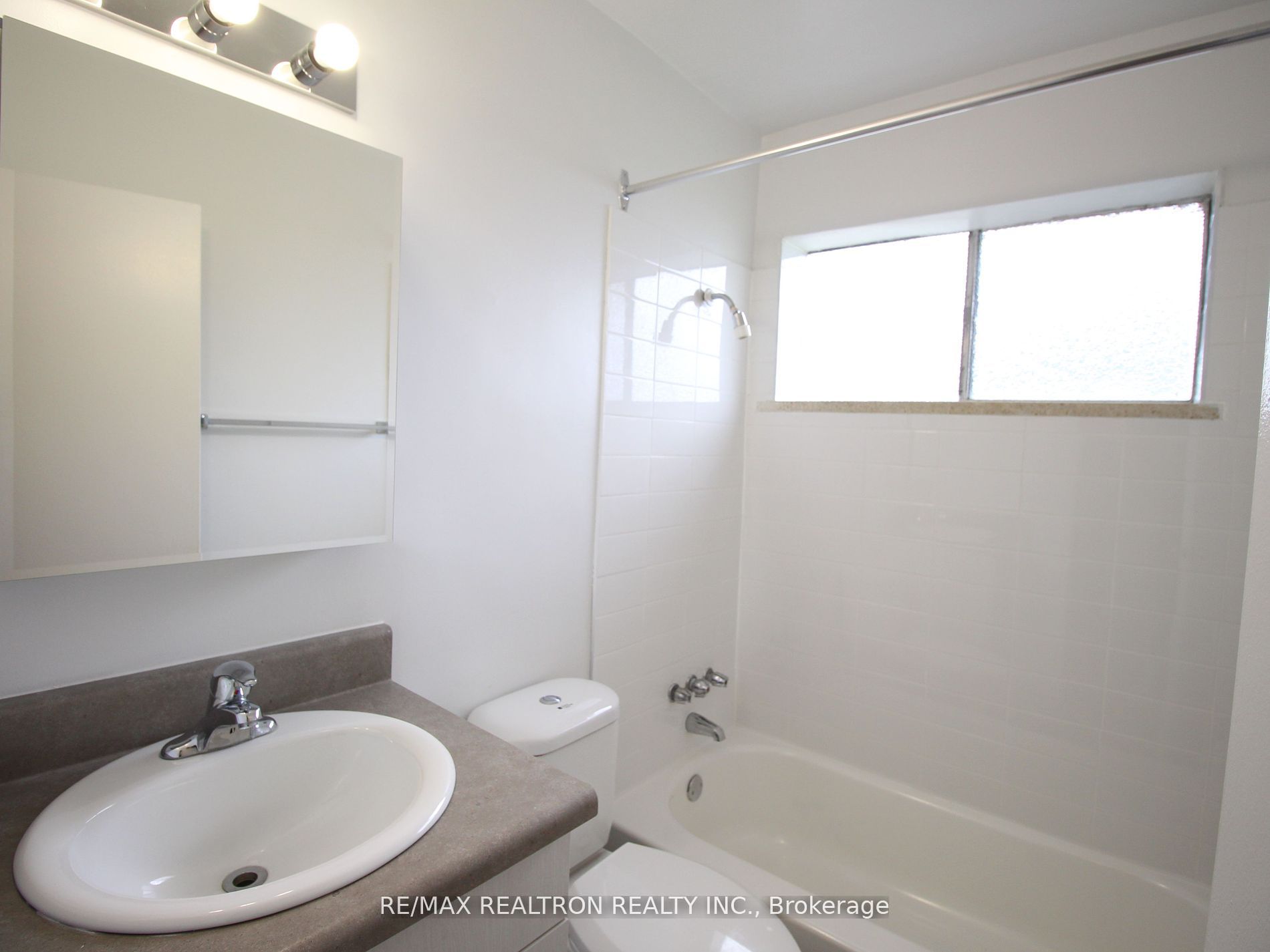 165 Colborne Avenue, #202