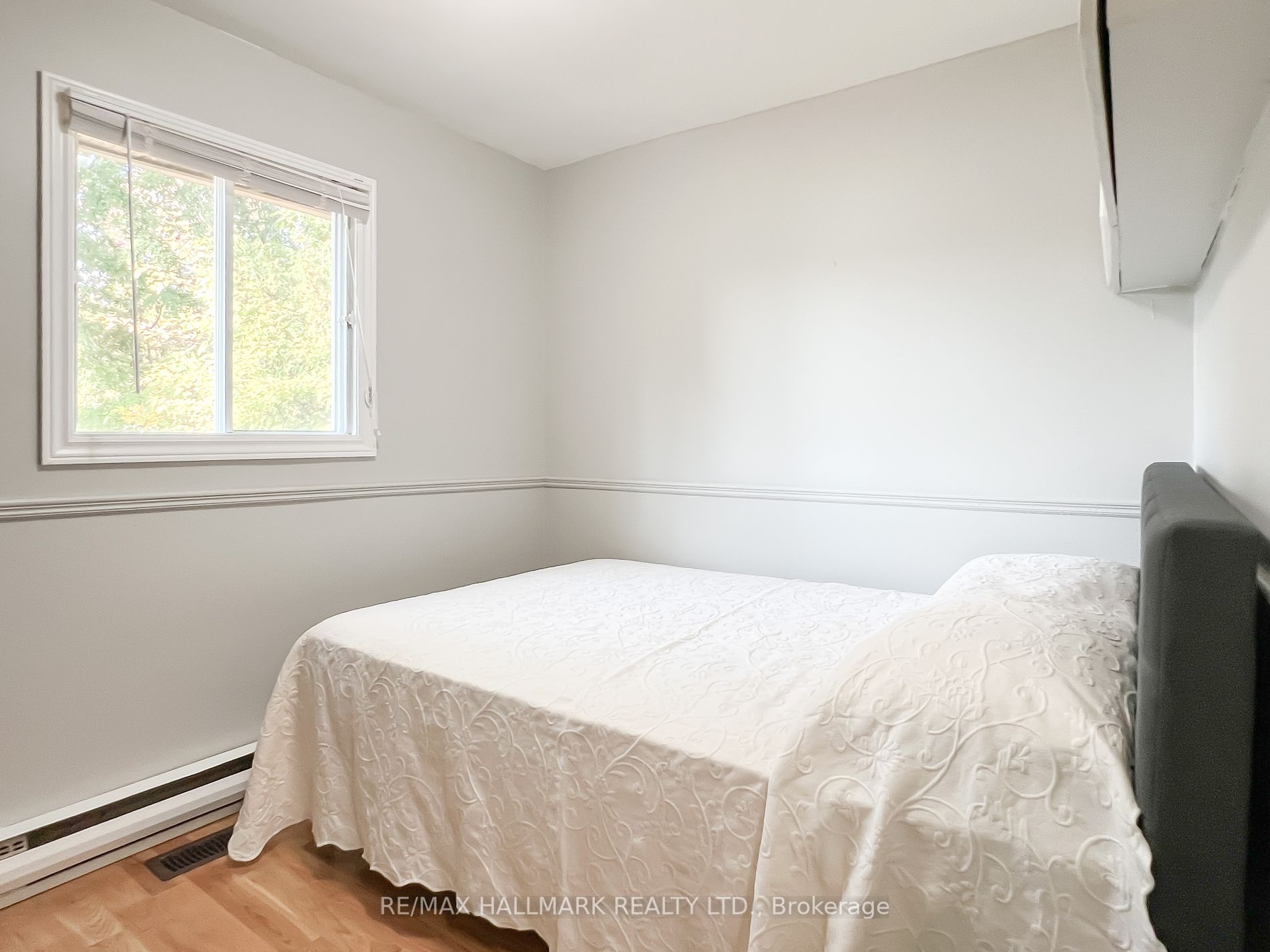 1127 Gilford Road