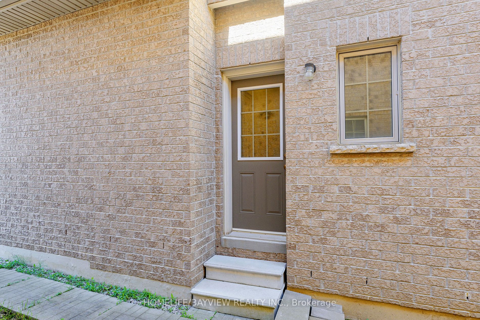 381 Maria Antonia Rd