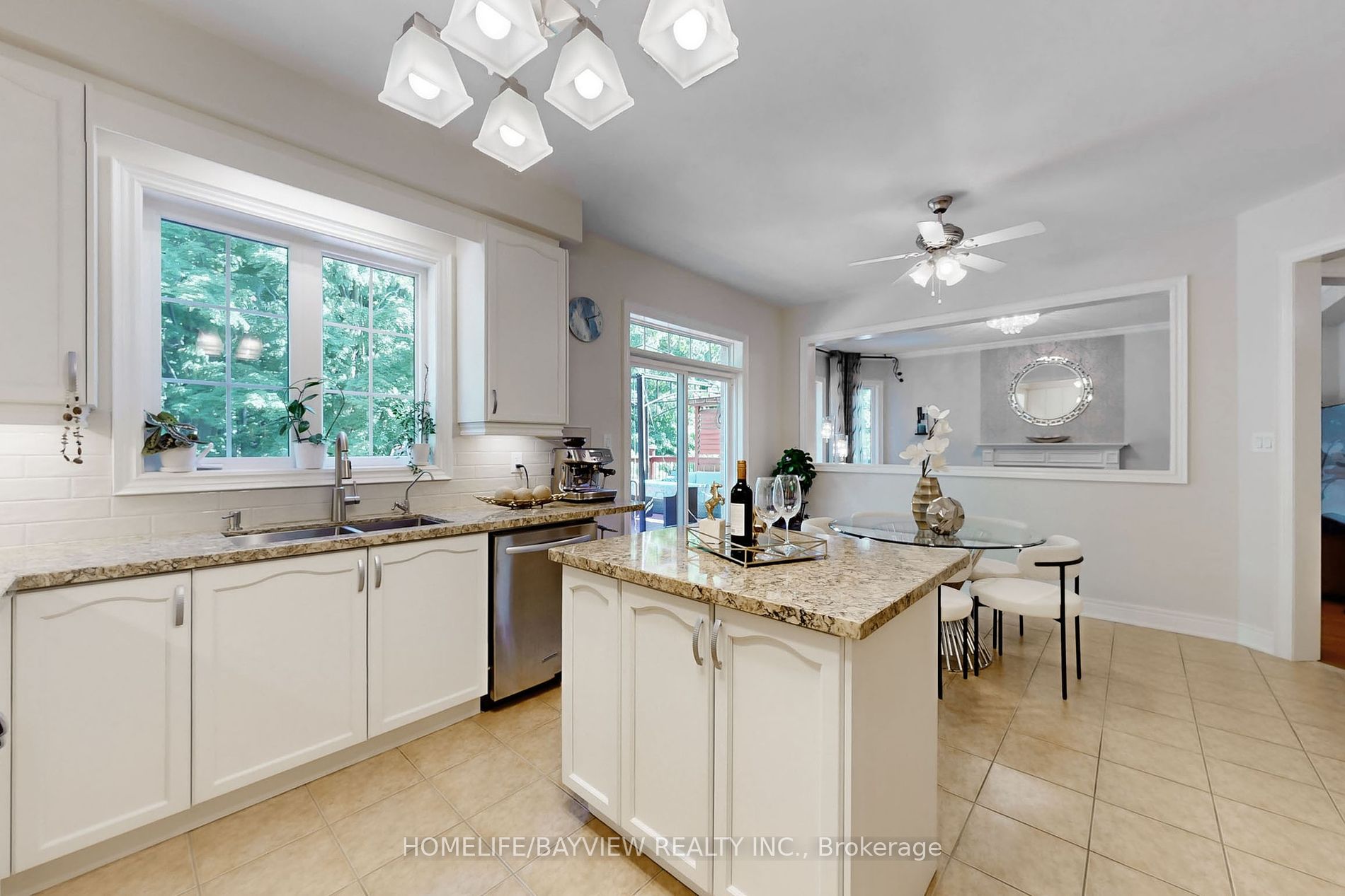 381 Maria Antonia Rd