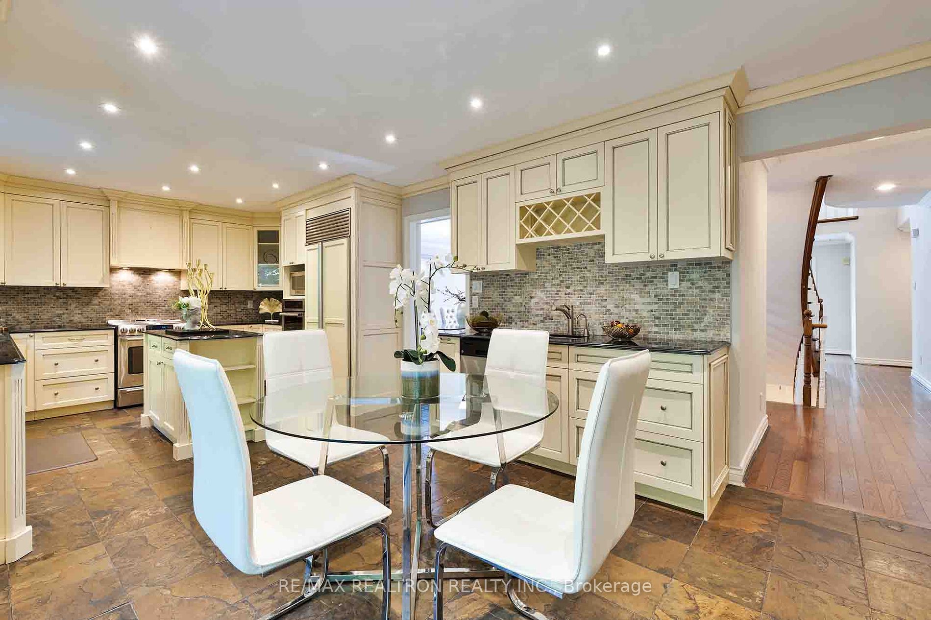 67 Rose Green Drive