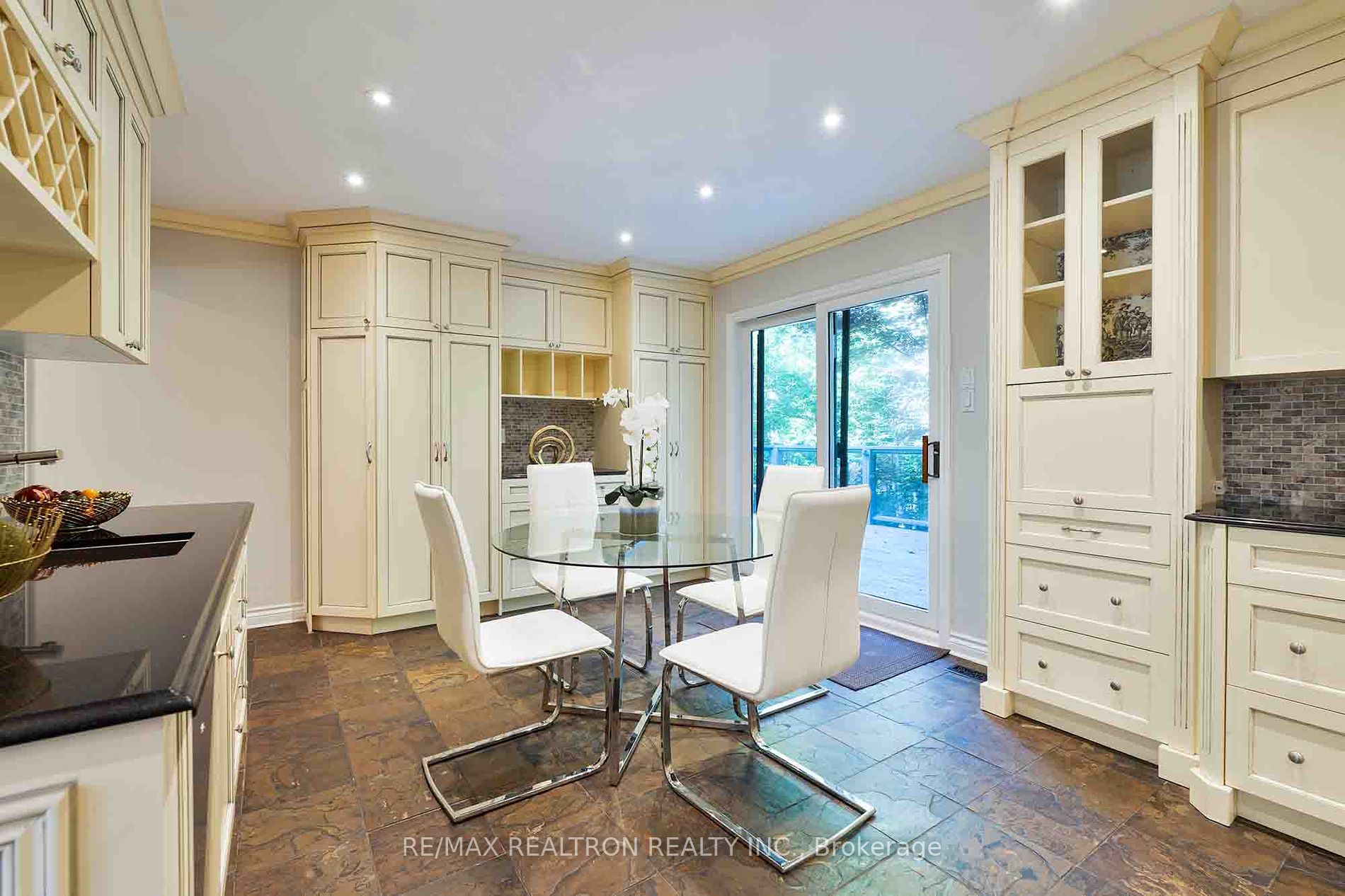 67 Rose Green Drive