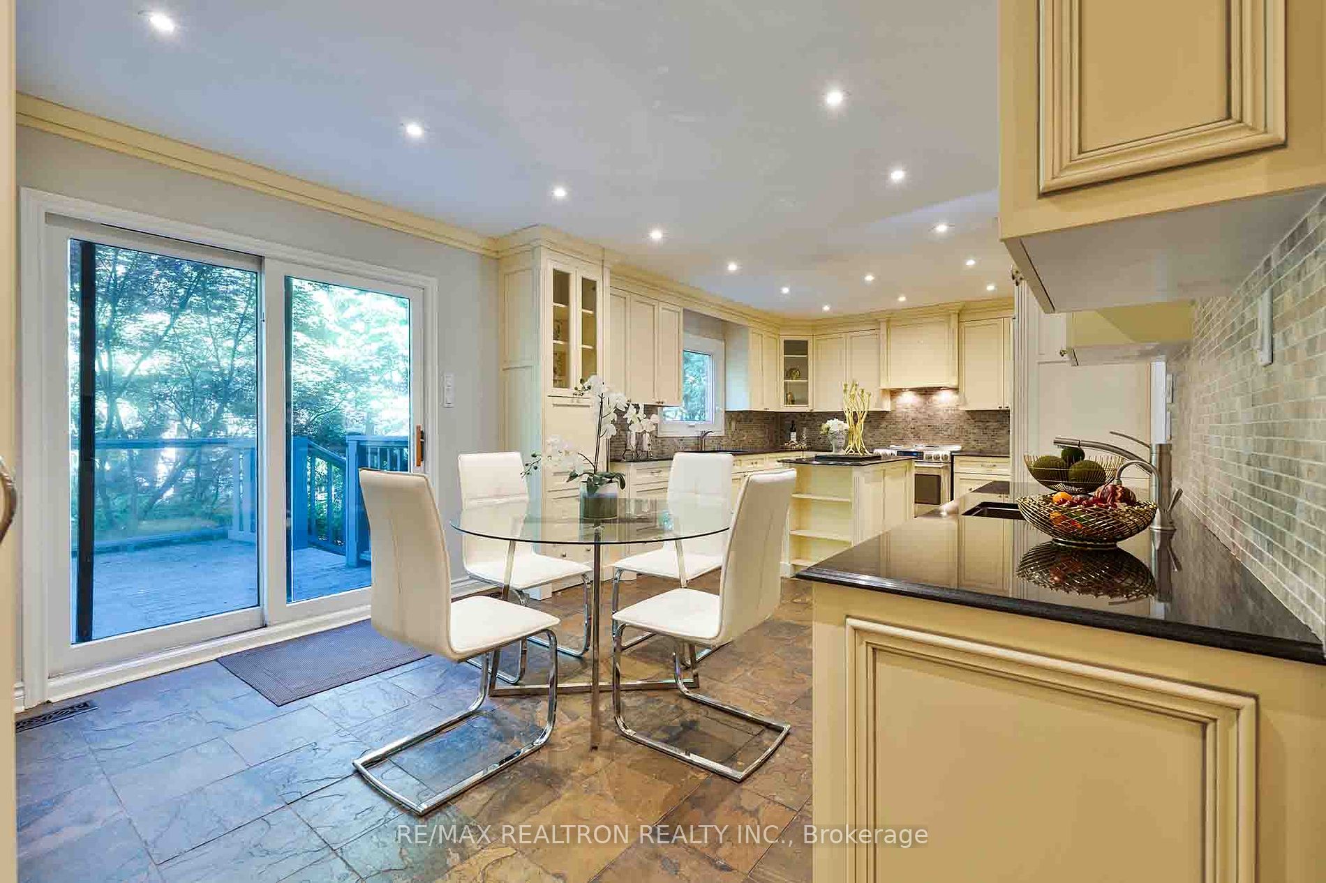67 Rose Green Drive