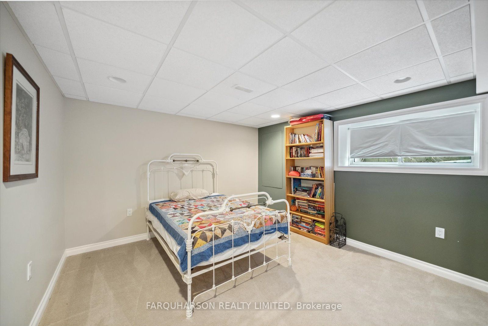 23 Silver Spring Cres