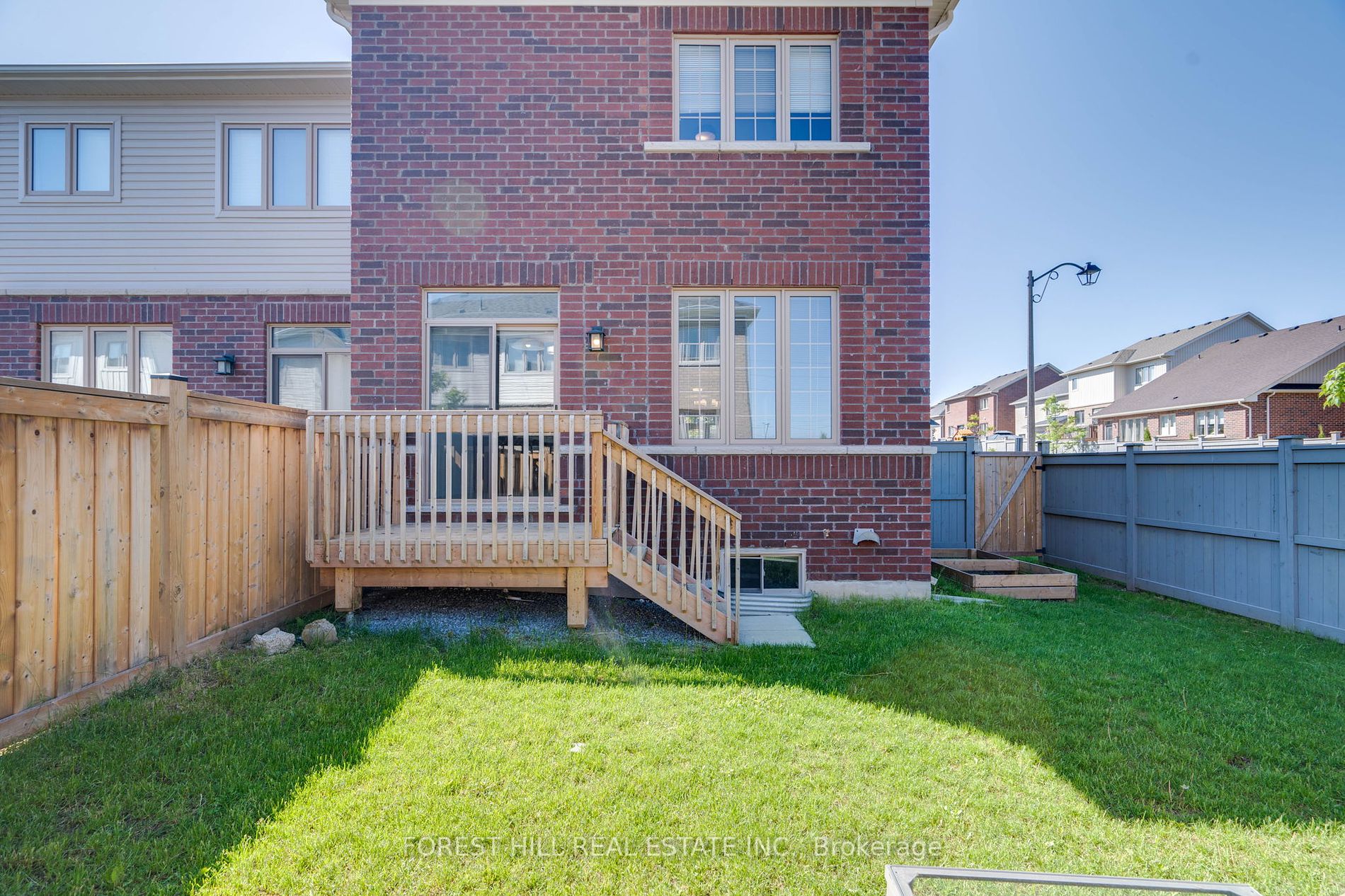 50 Clifford Cres