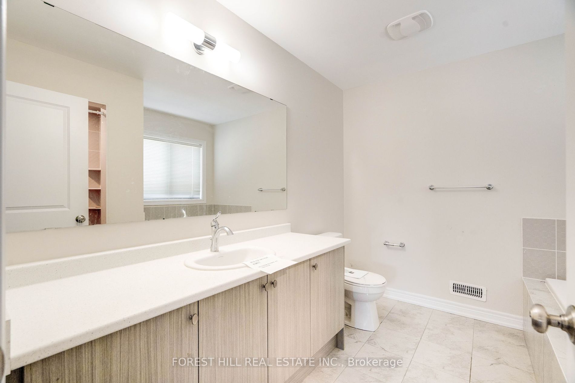 50 Clifford Cres