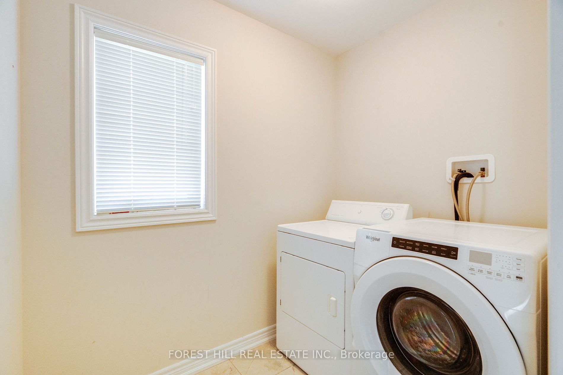 50 Clifford Cres