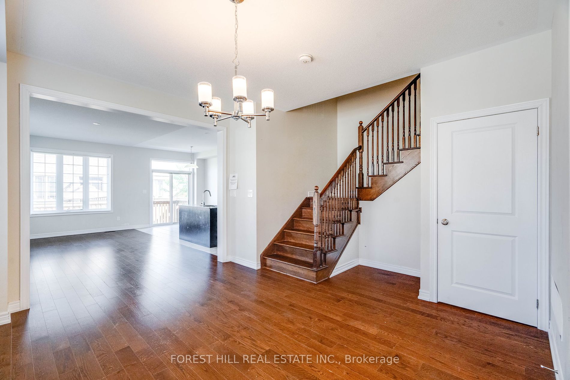 50 Clifford Cres