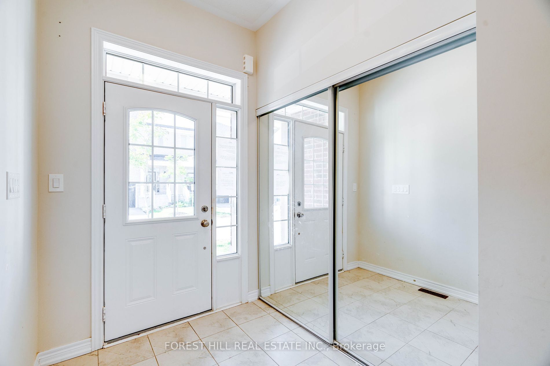 50 Clifford Cres
