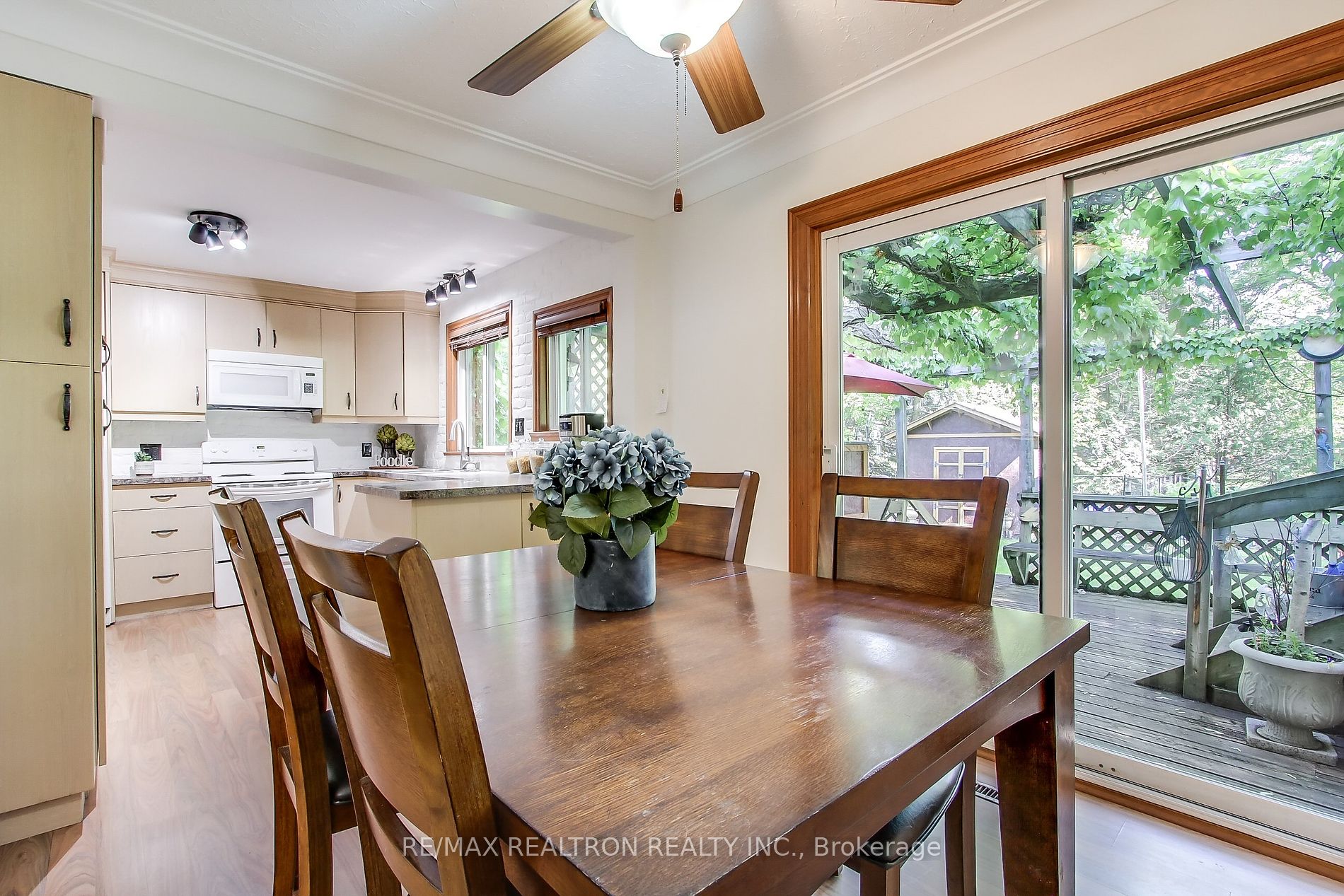 25 Morton Avenue