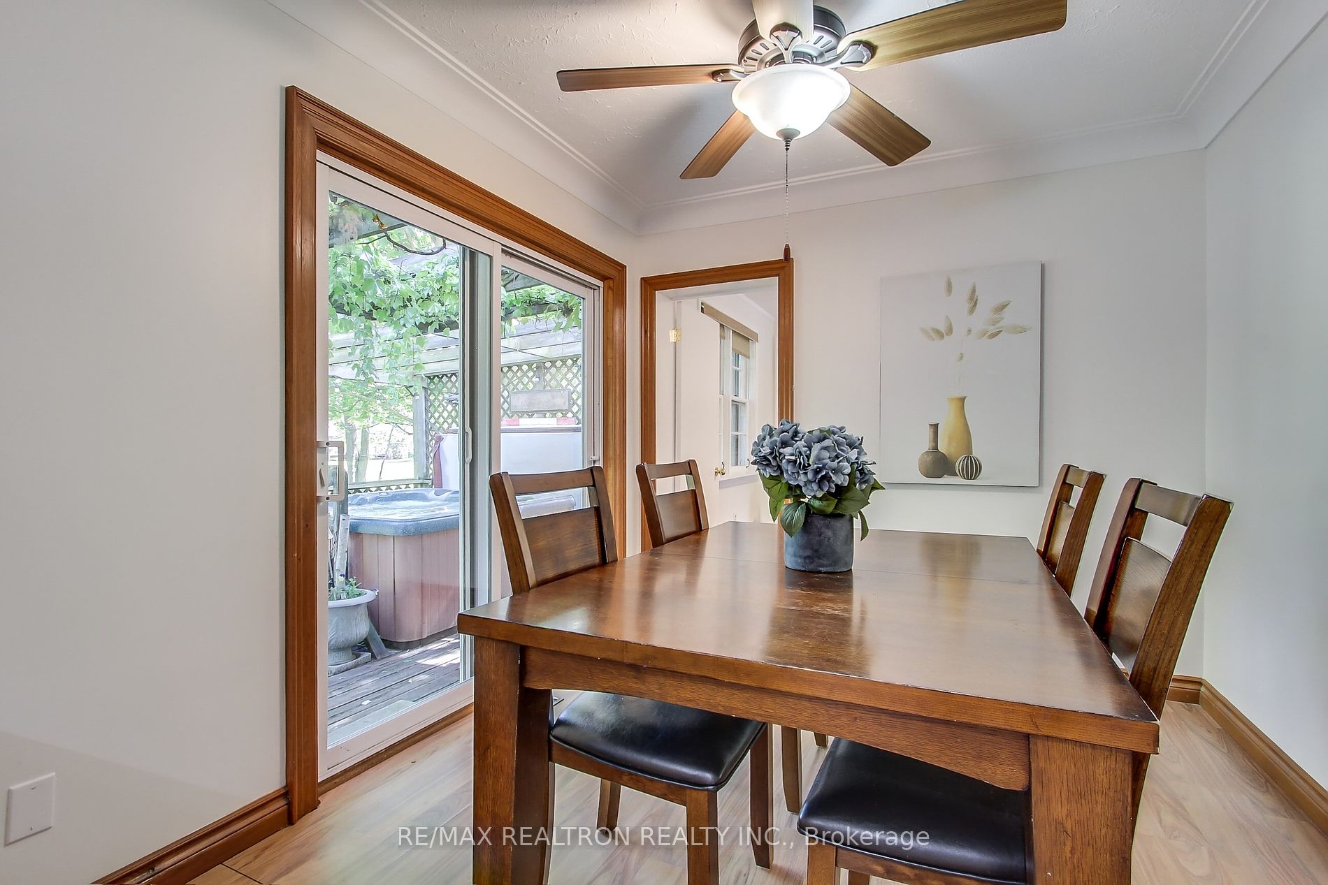 25 Morton Avenue