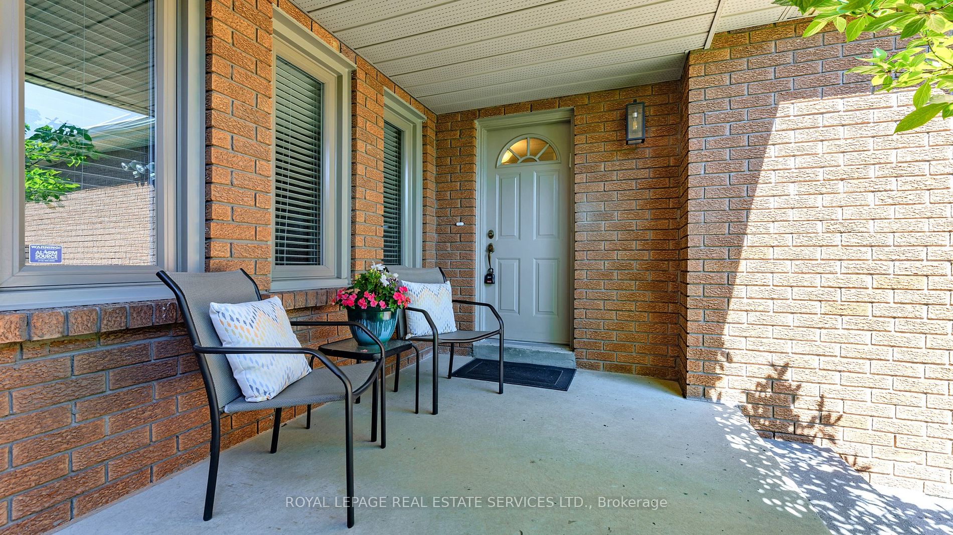 249 Thornway Avenue