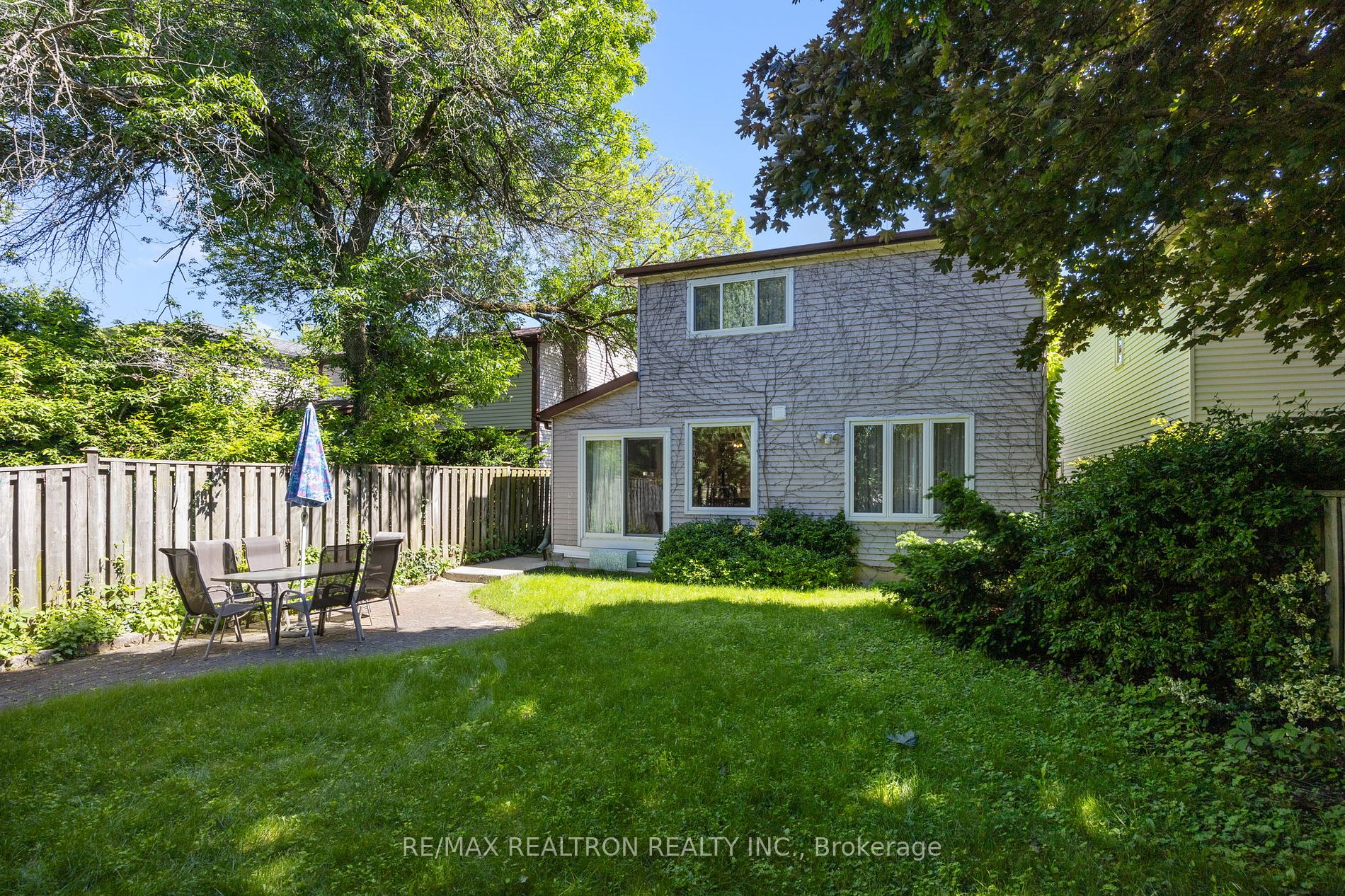 40 Lillooet Cres