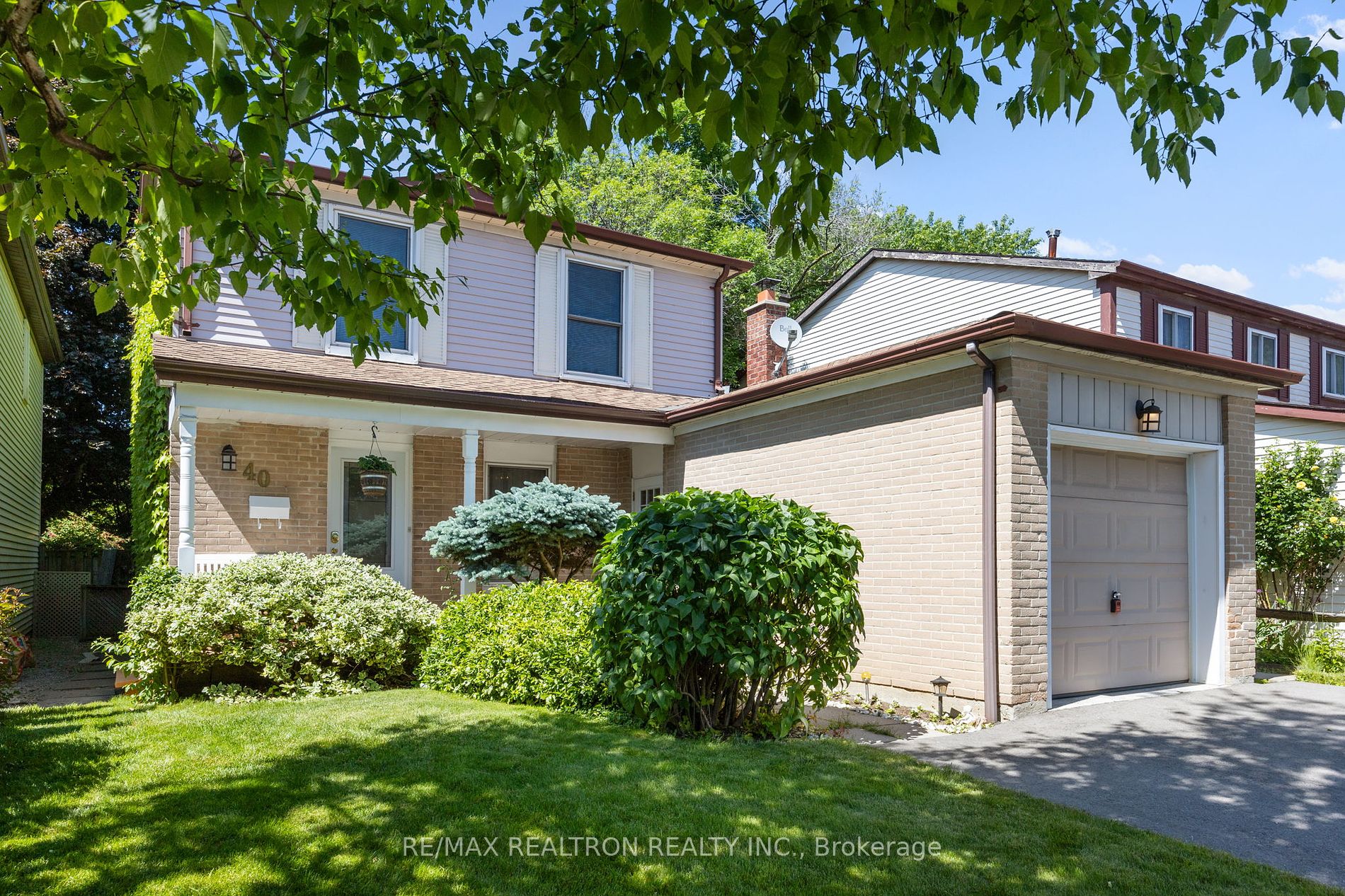 40 Lillooet Cres