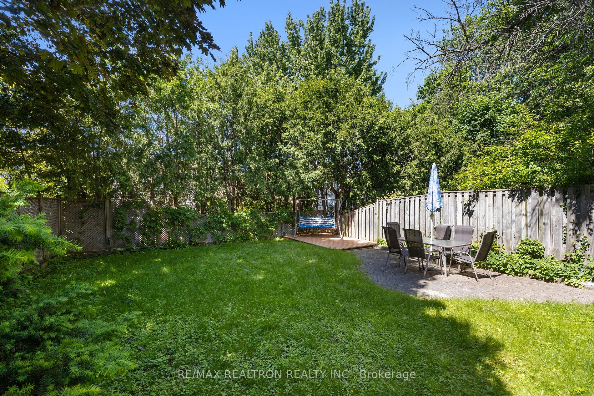 40 Lillooet Cres