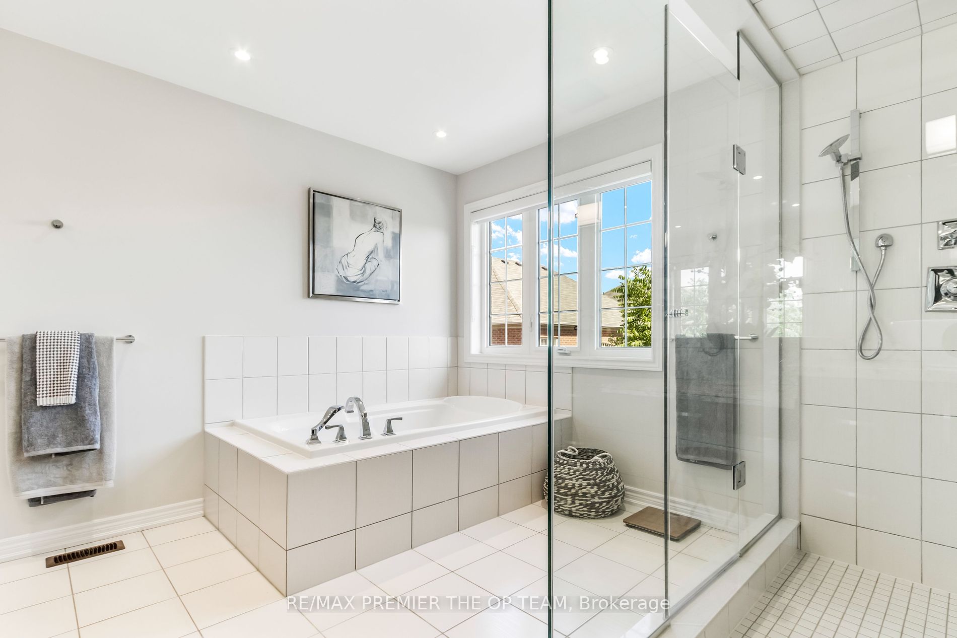 92 Glenheron Crescent