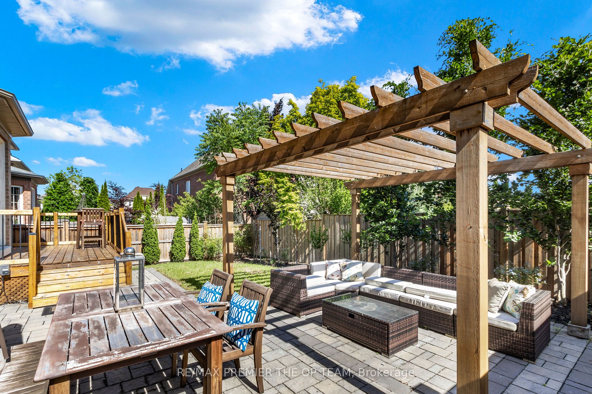 92 Glenheron Crescent