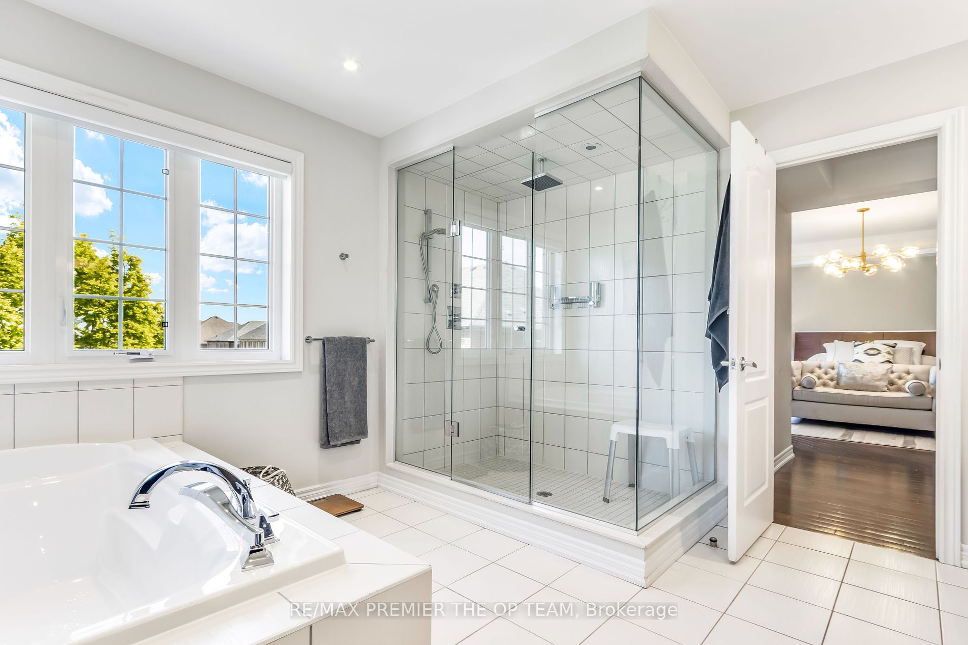 92 Glenheron Crescent