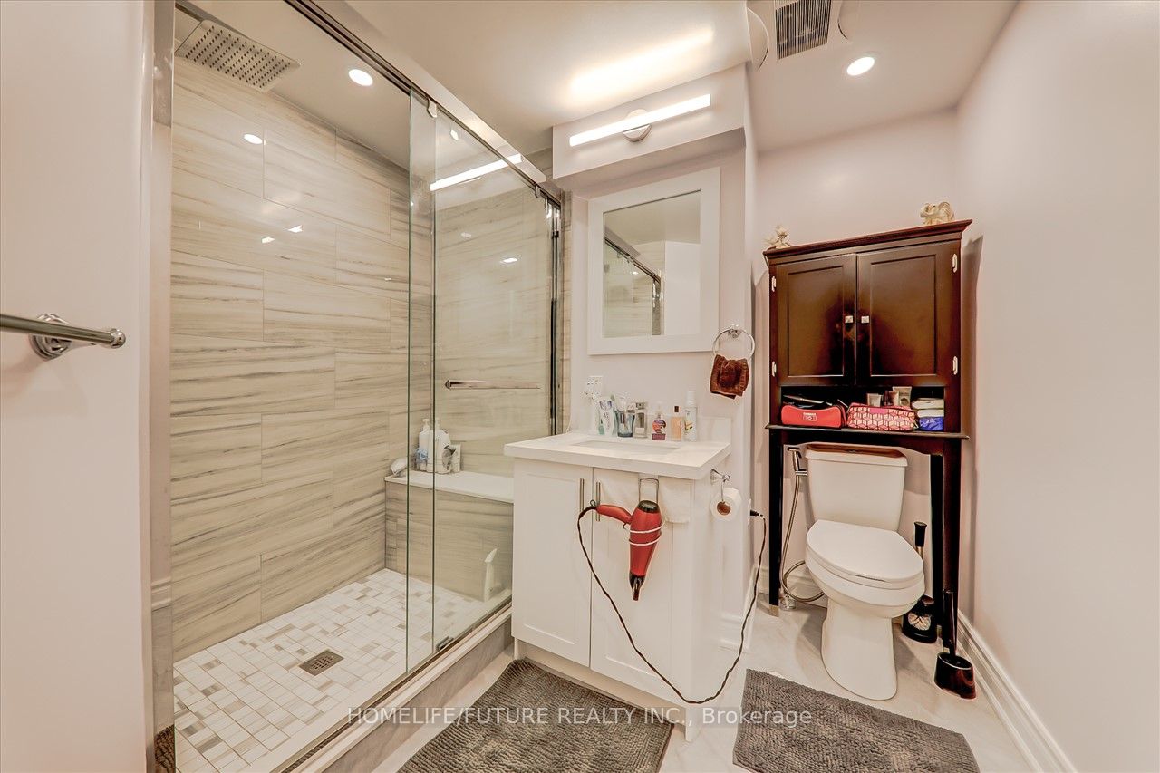 10 Knightsbridge Way #5