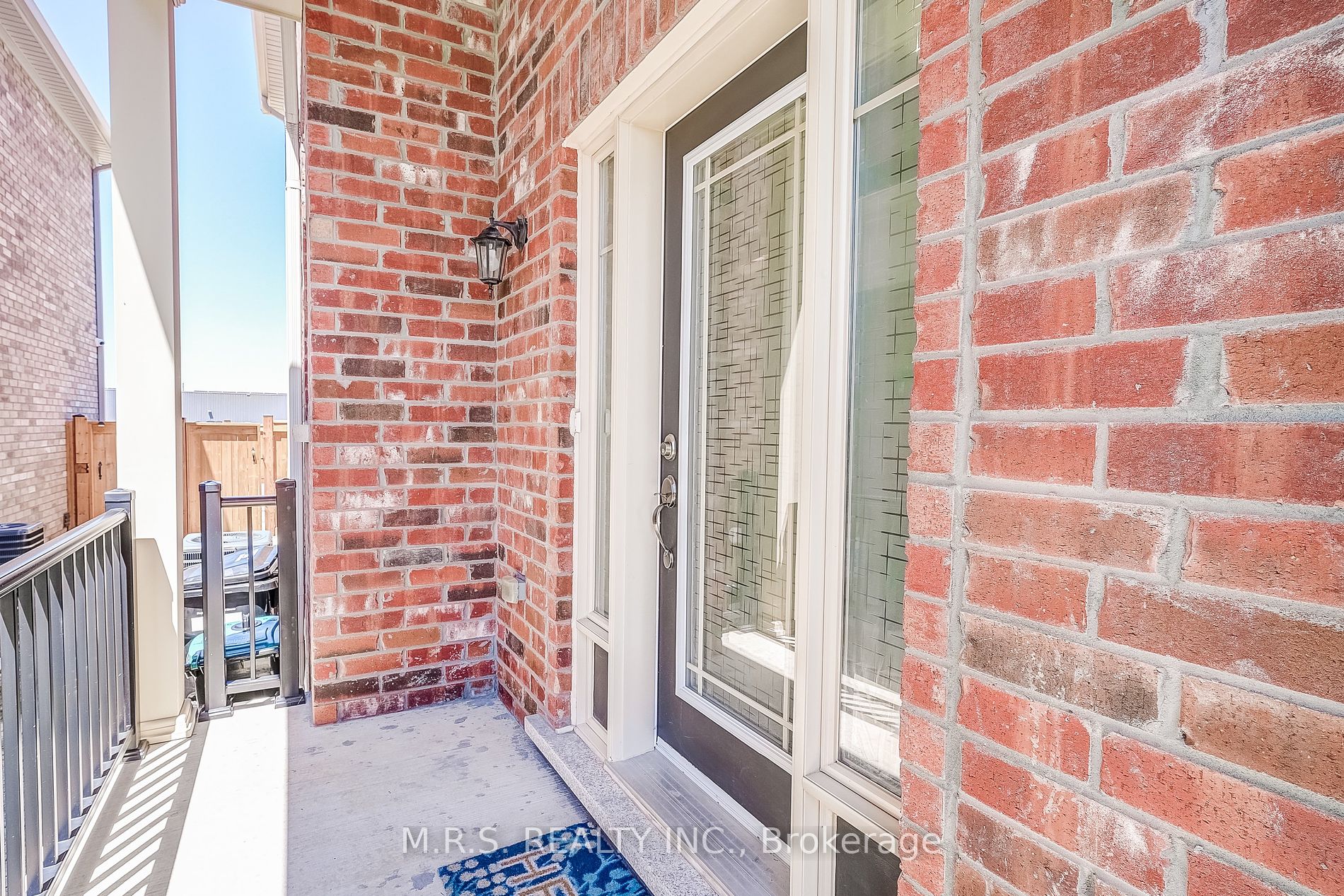 102 Veterans St