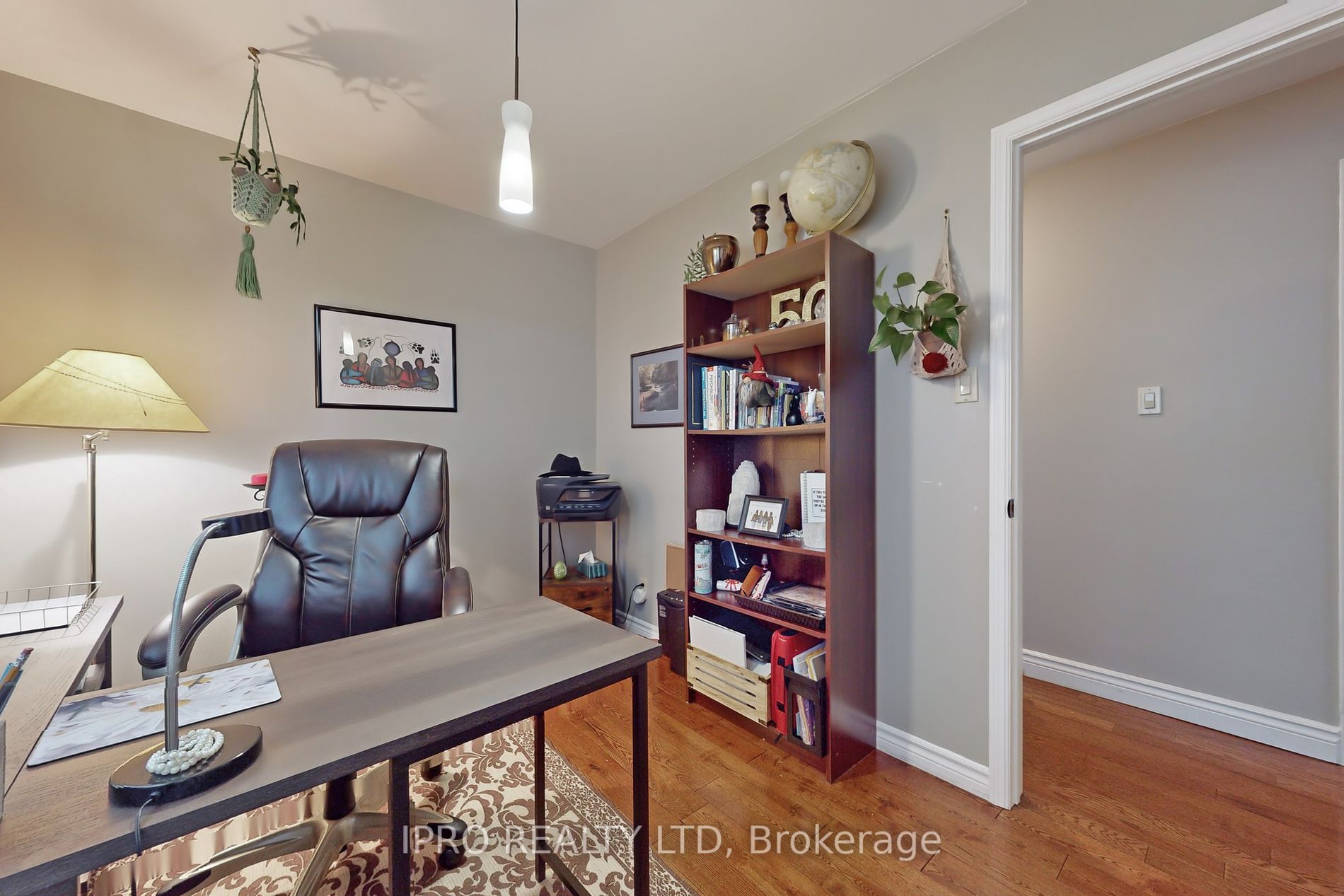 103 Imperial Cres
