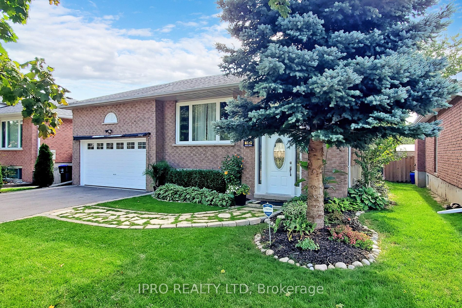 103 Imperial Cres