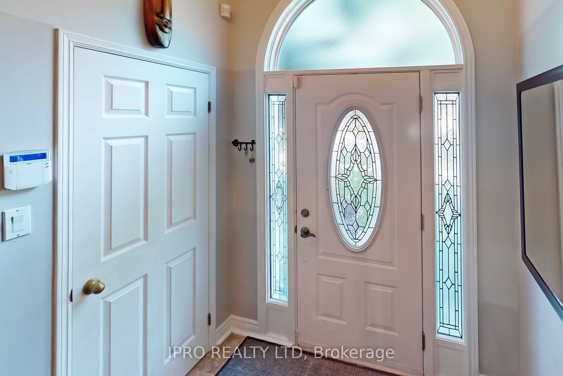 103 Imperial Cres