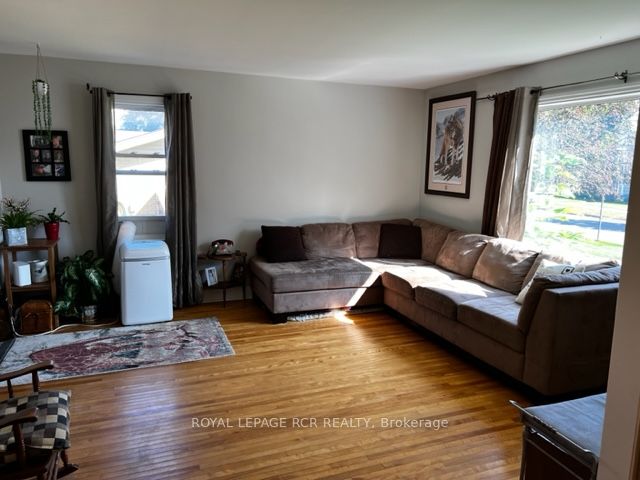 34 Ontario St