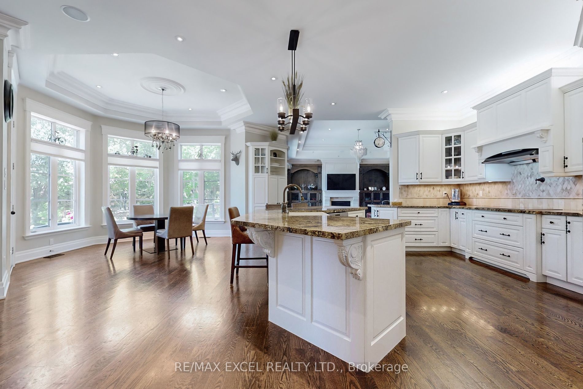 2 Beau Court