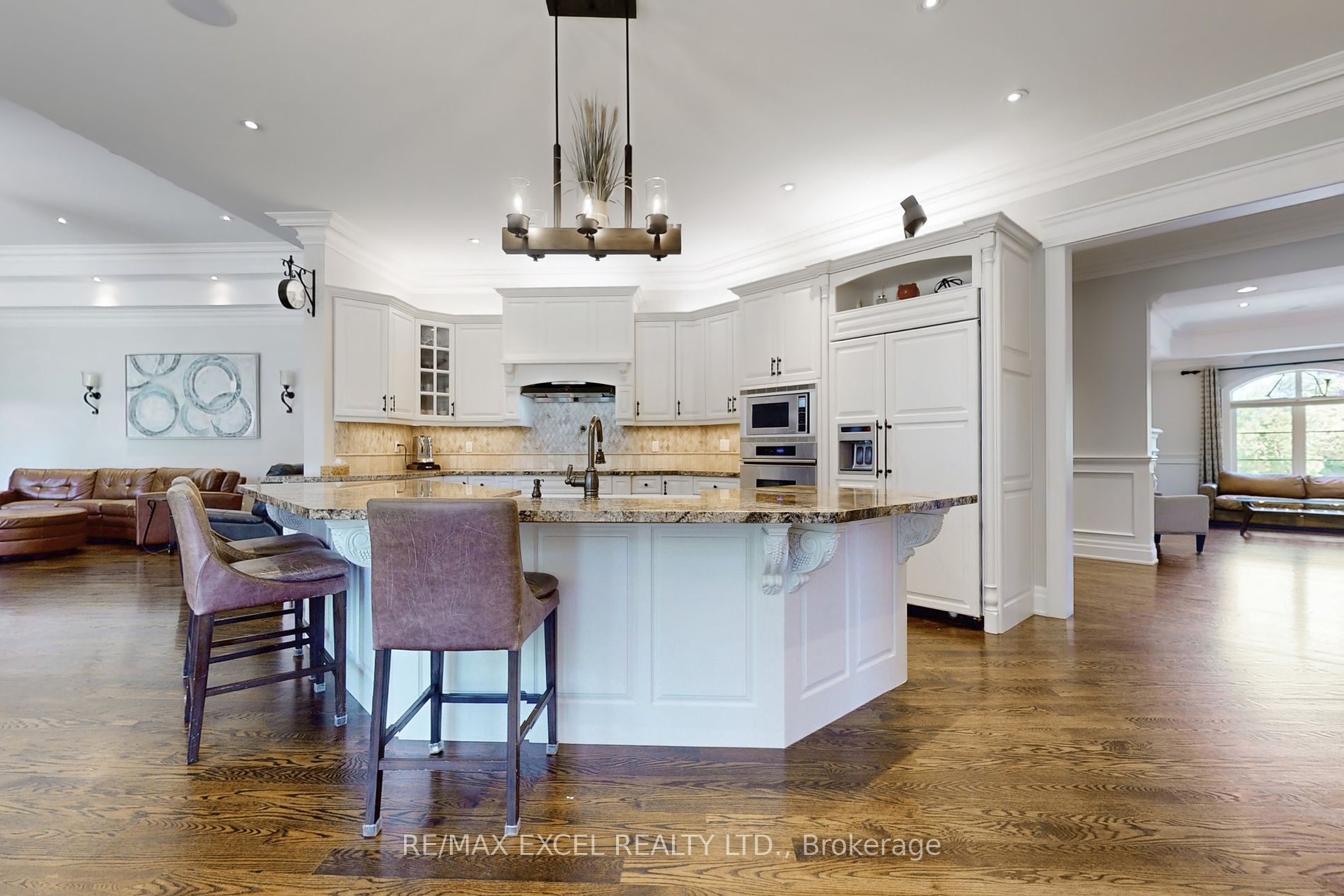 2 Beau Court
