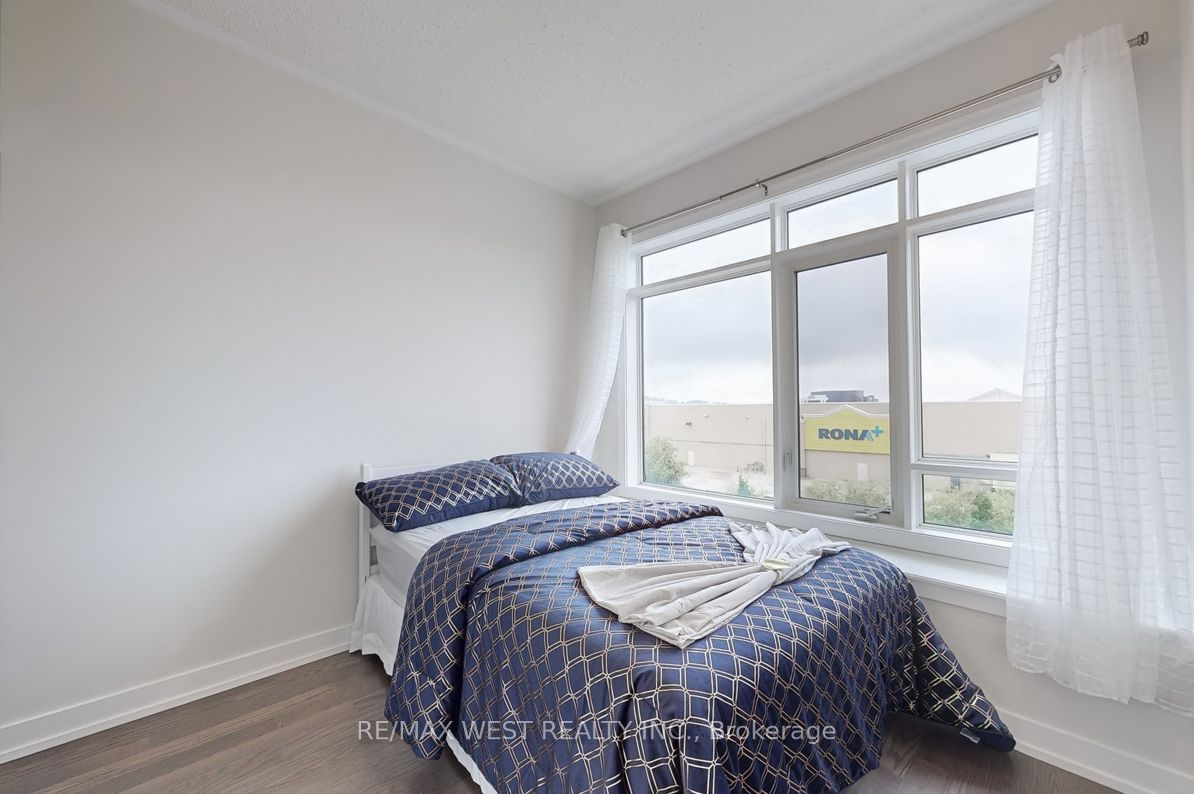 46 Troon Avenue