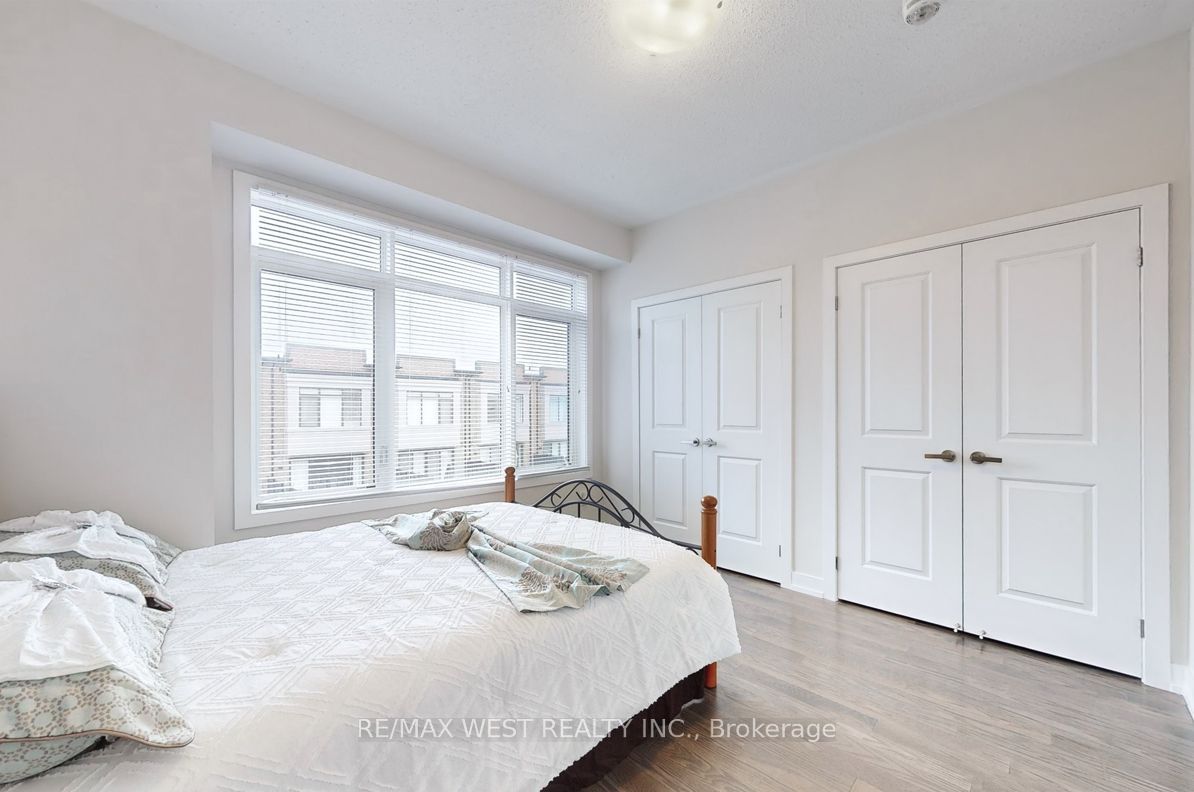 46 Troon Avenue