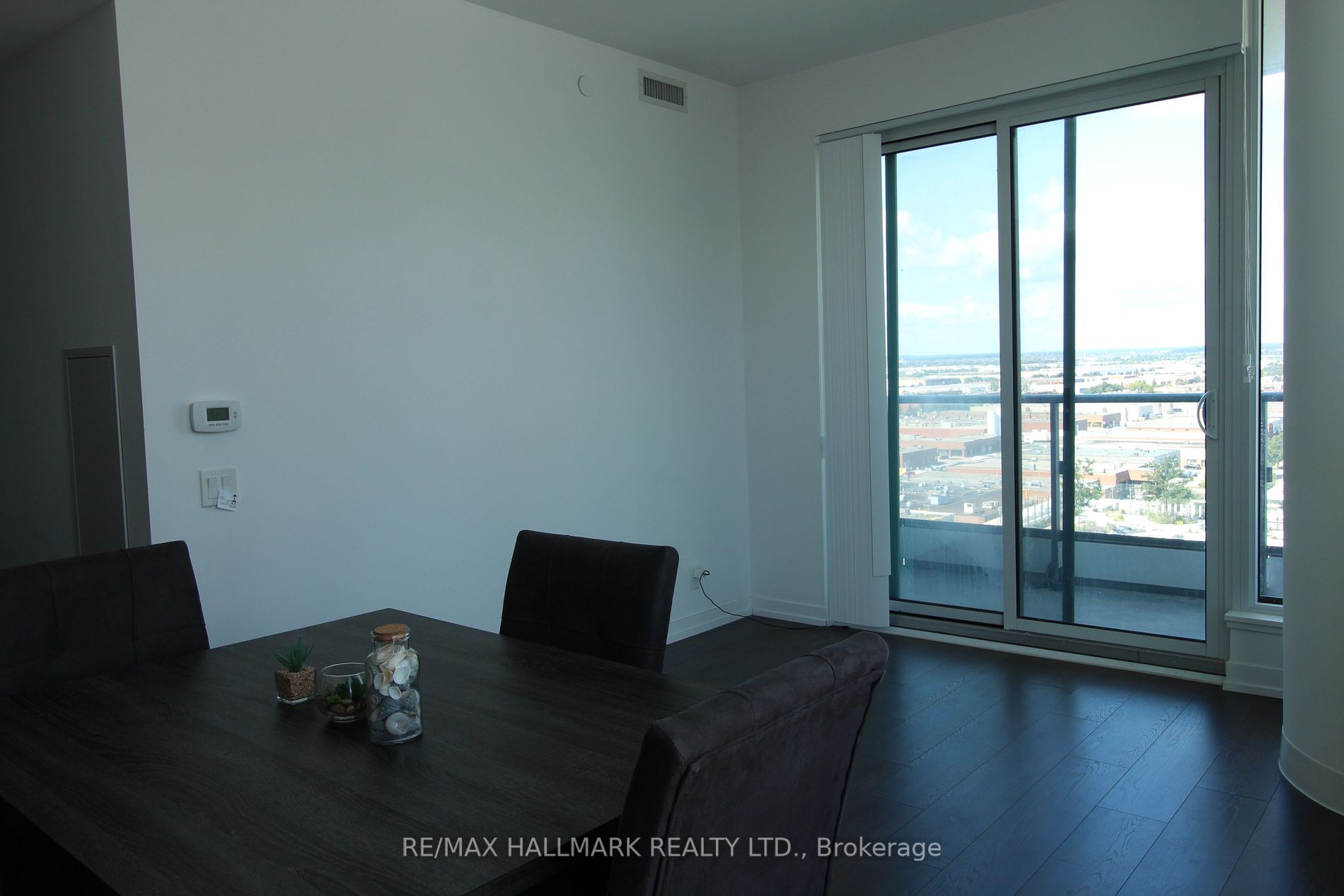 5 Buttermill Avenue, #1502