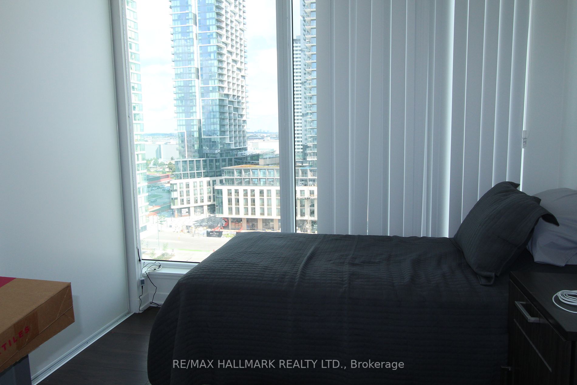 5 Buttermill Avenue, #1502