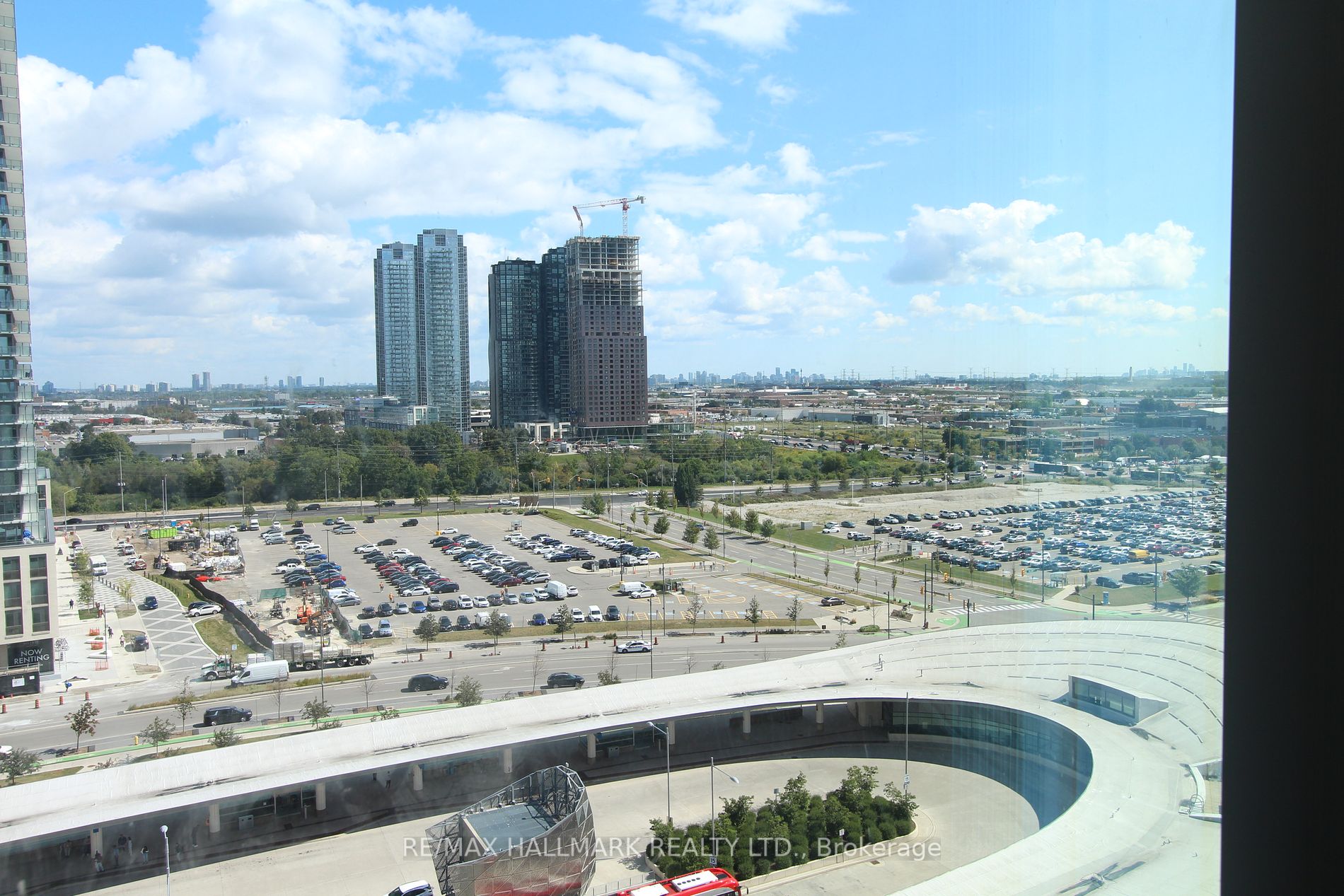5 Buttermill Avenue, #1502