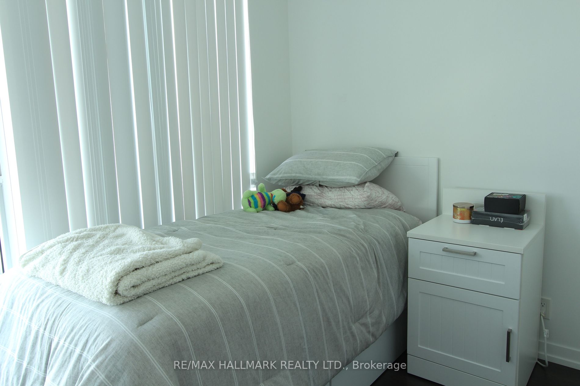 5 Buttermill Avenue, #1502