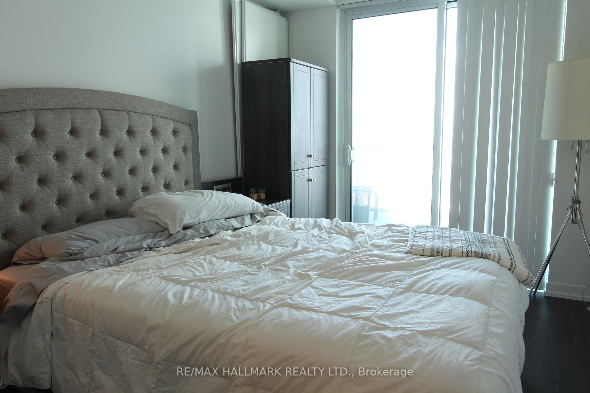 5 Buttermill Avenue, #1502