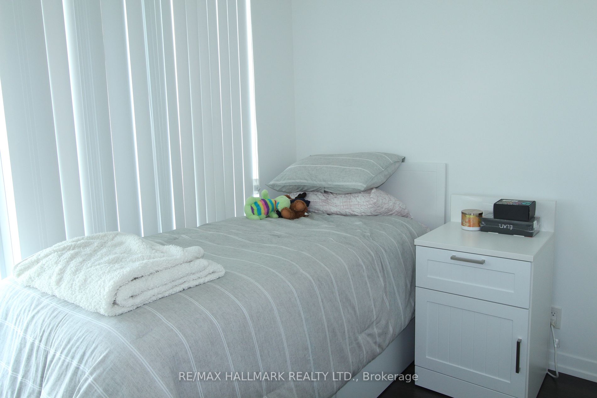 5 Buttermill Avenue, #1502