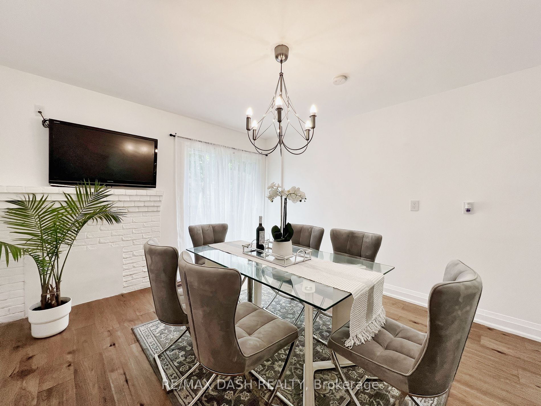 14 Mortimer Crt