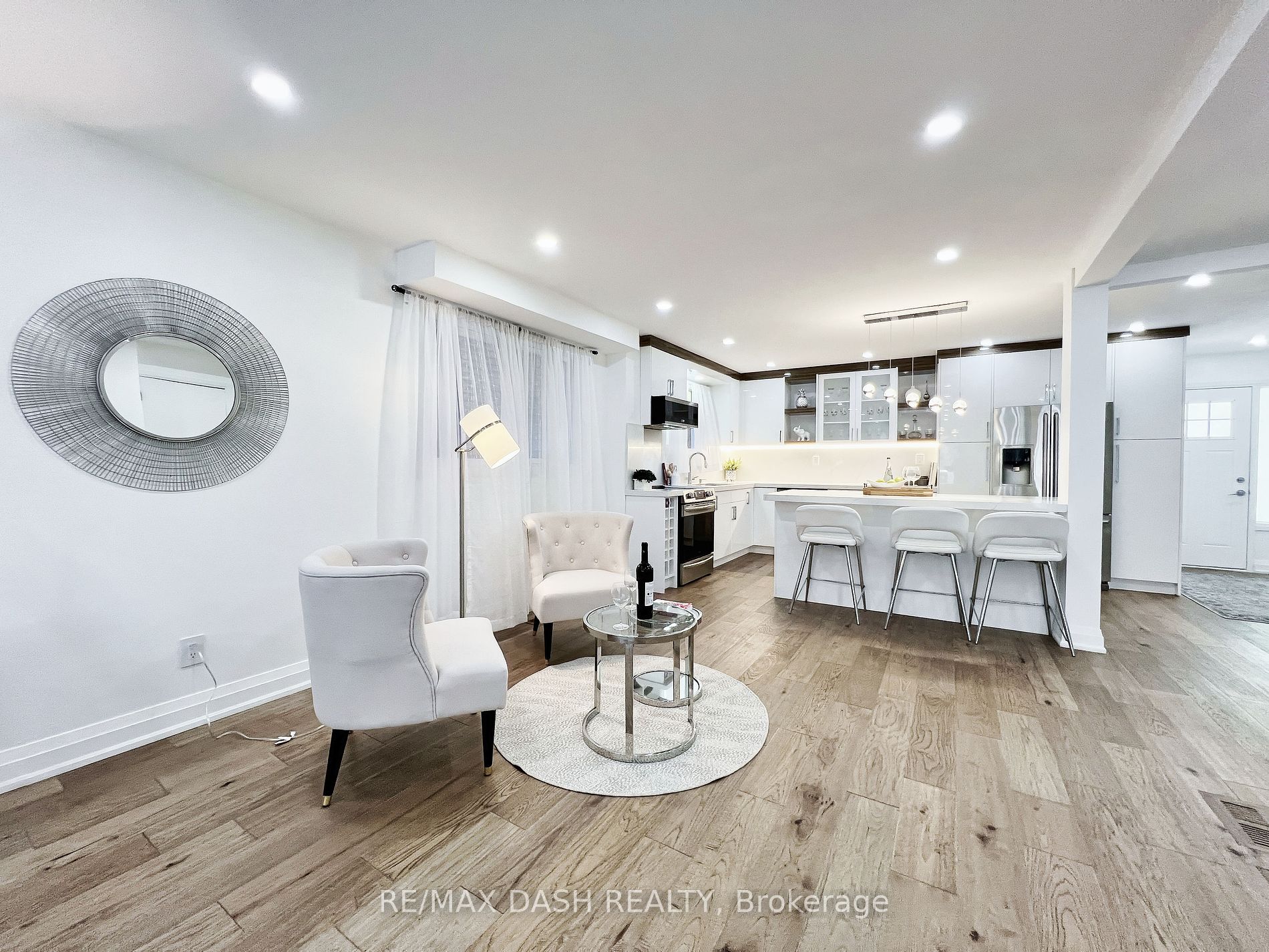 14 Mortimer Crt