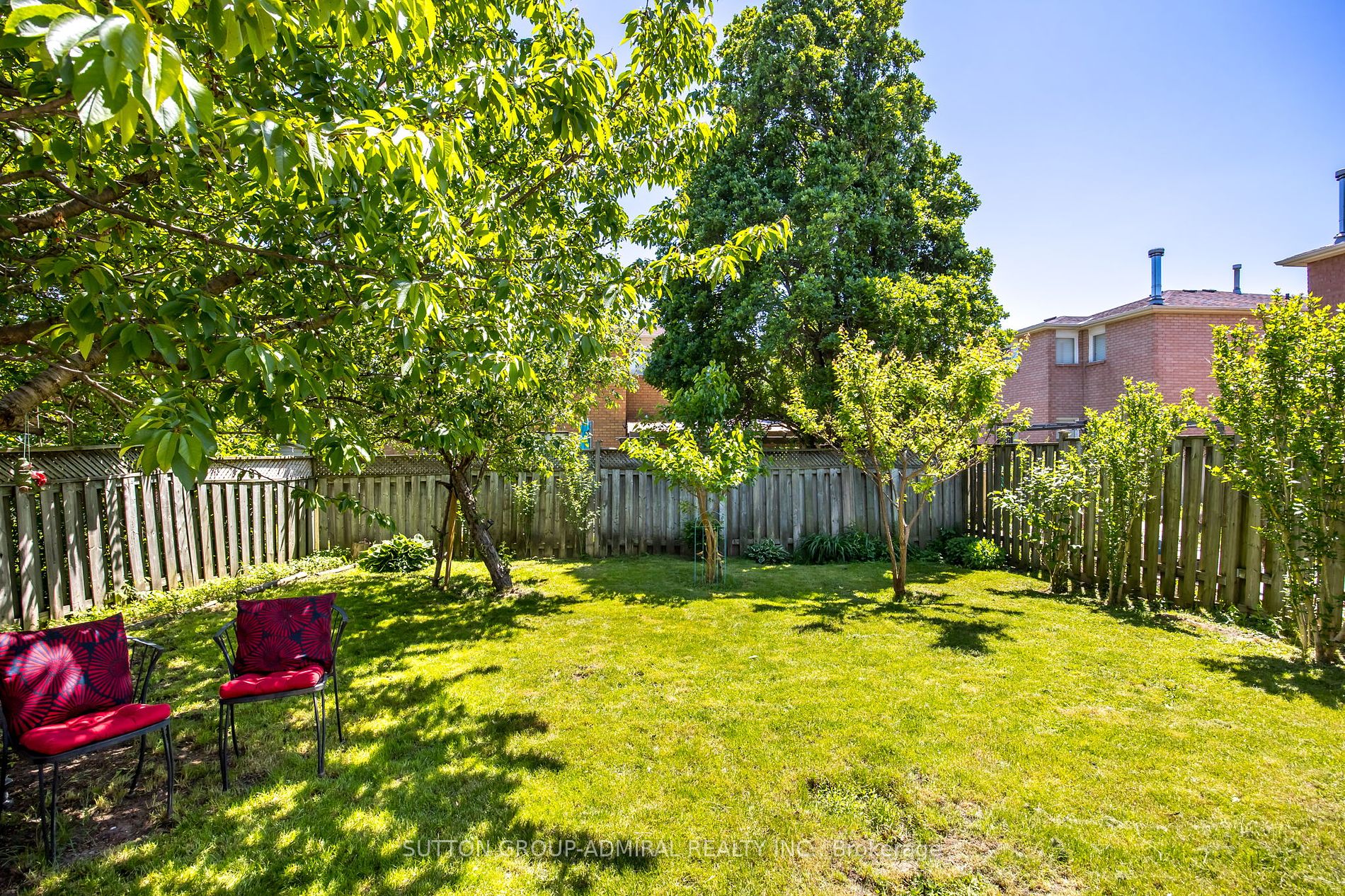 280 Bernard Avenue