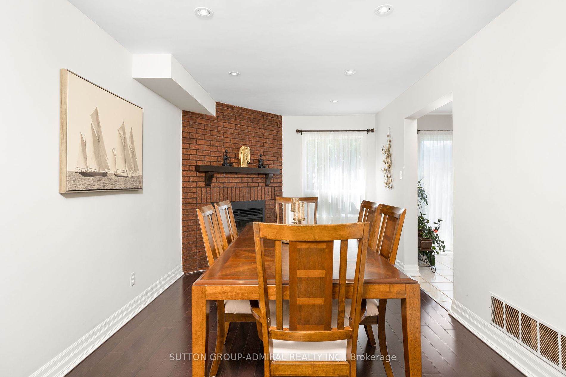 280 Bernard Avenue