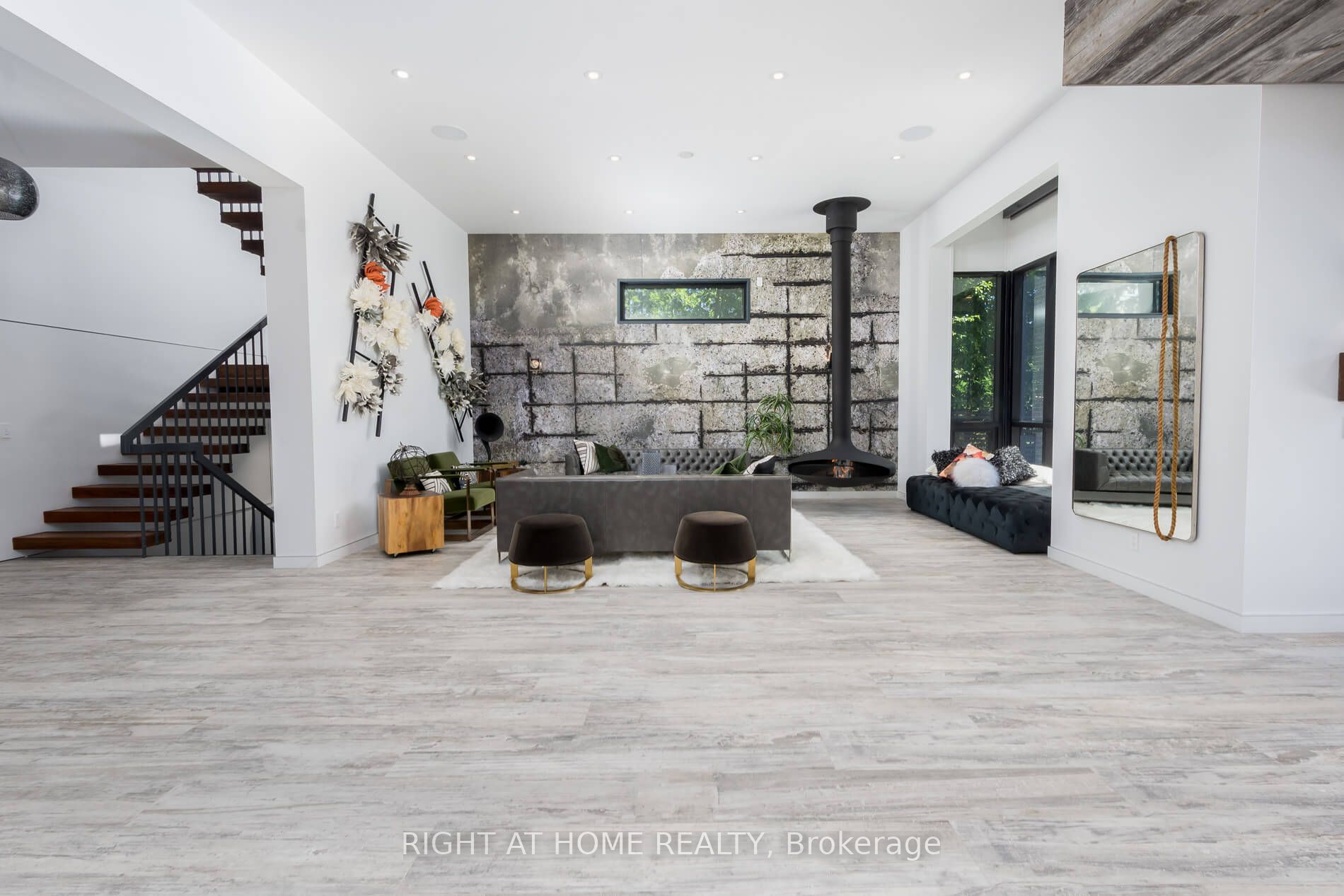 390 Sunset Beach Rd