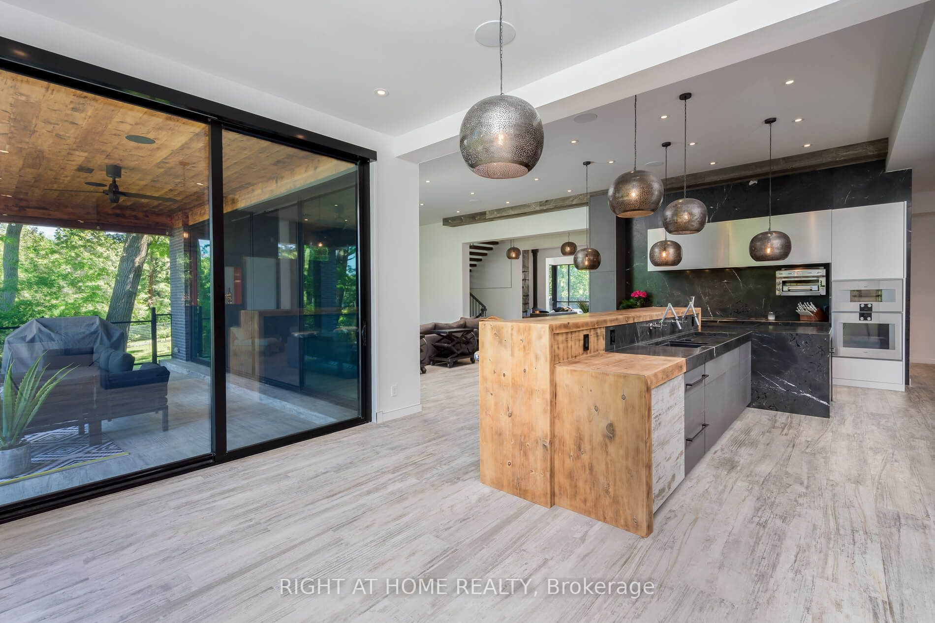 390 Sunset Beach Rd