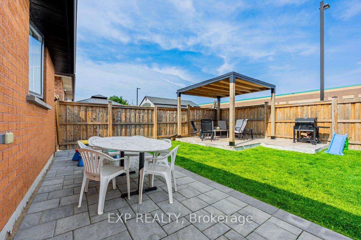 123 Carmen Crescent