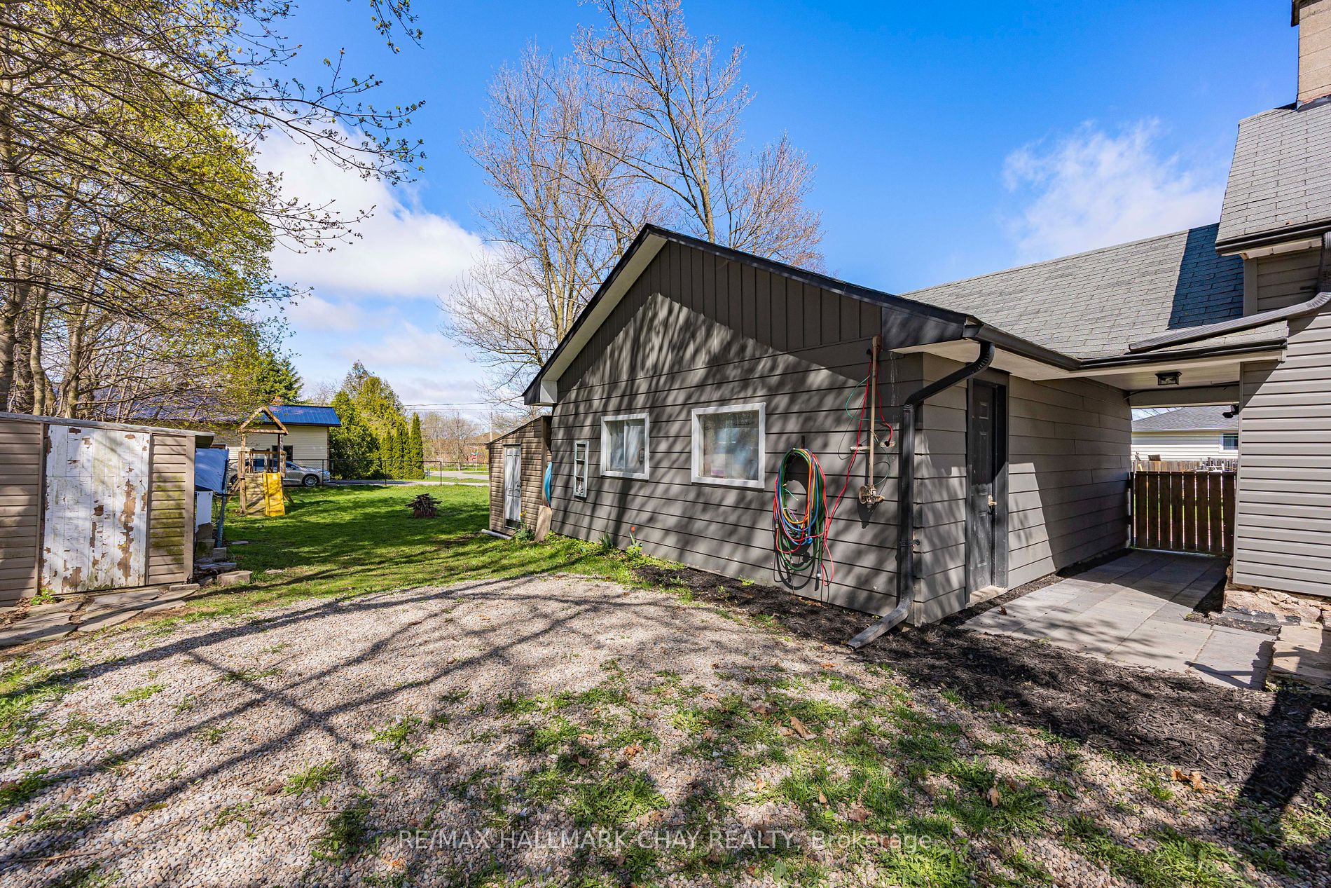 7 Stoddart St